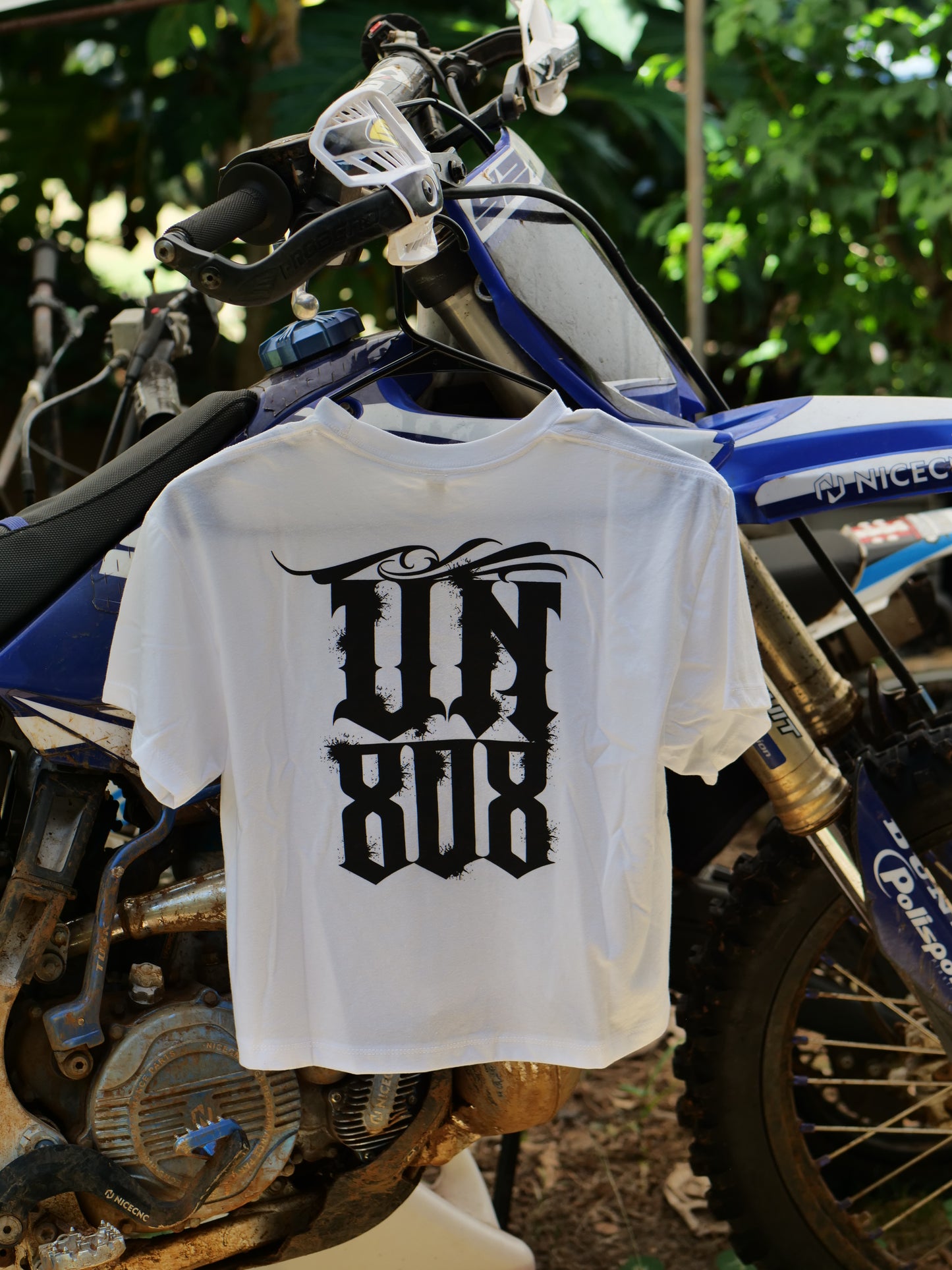 UN Women's White Crop Tops