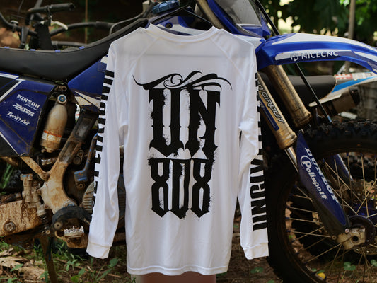 UN White Dry fit